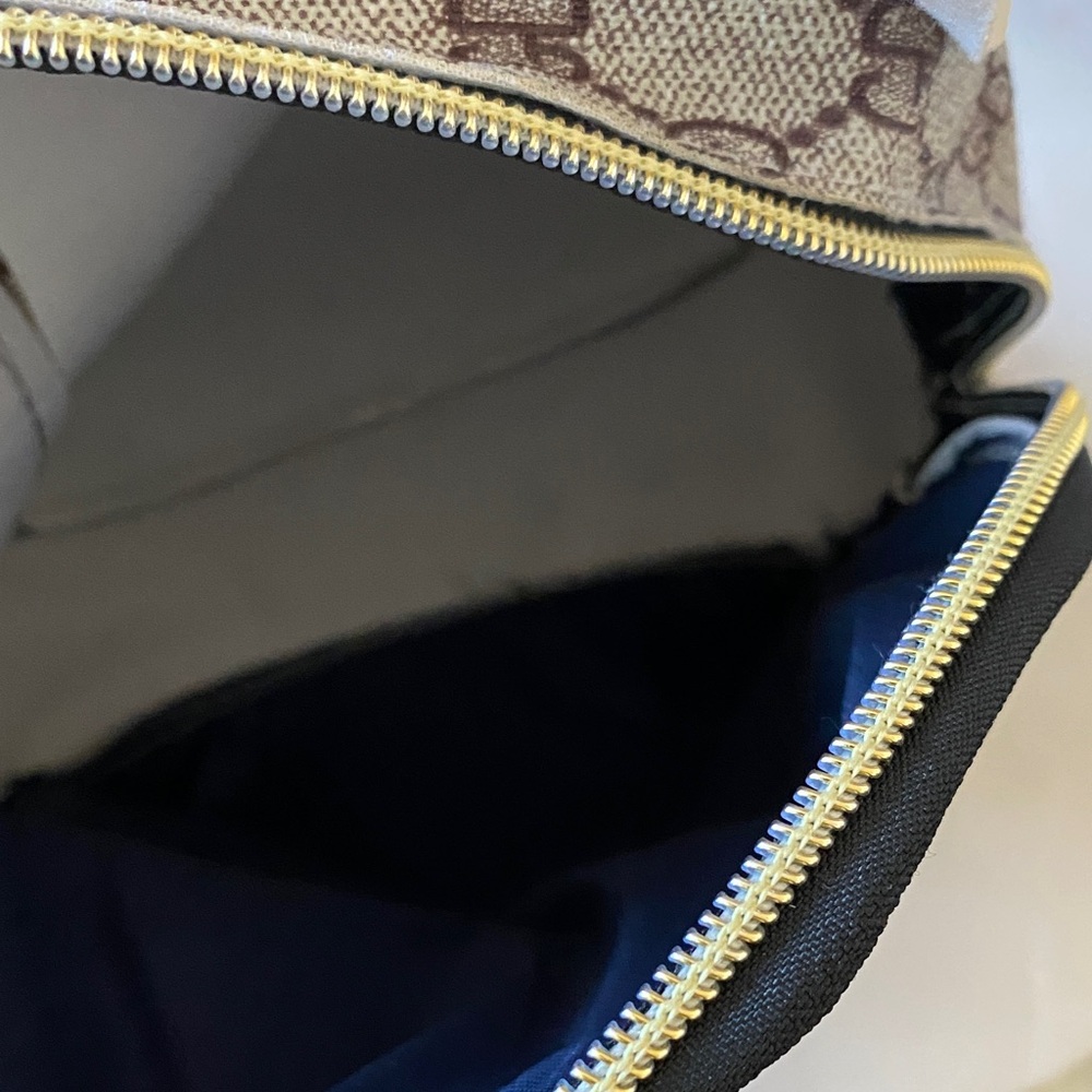 GD Monogram Mini Crossbody Bag with Striped Detail - Picture 5 of 8
